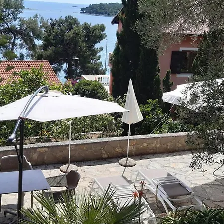 Guest house And By The Sea 4*