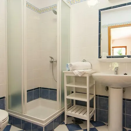 Guest house And By The Sea 4*